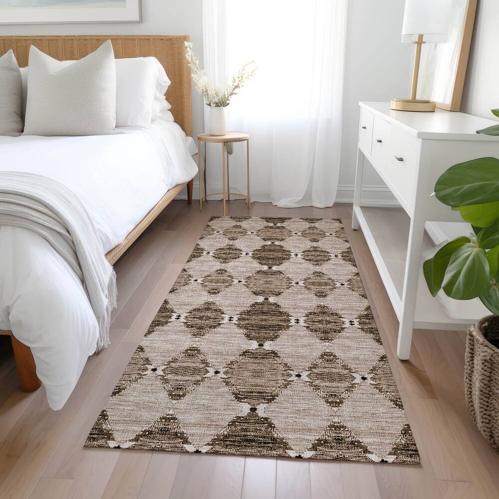 Machine Washable Indoor/ Outdoor Chantille Modern Boho Damask Rug