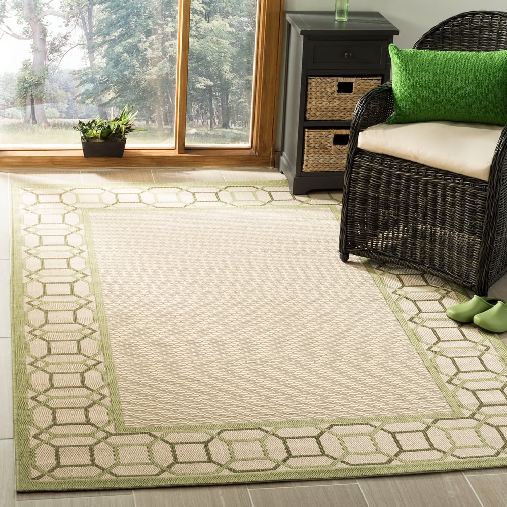 Martha Stewart by SAFAVIEH Facet Border Indoor/ Outdoor Waterproof Rug