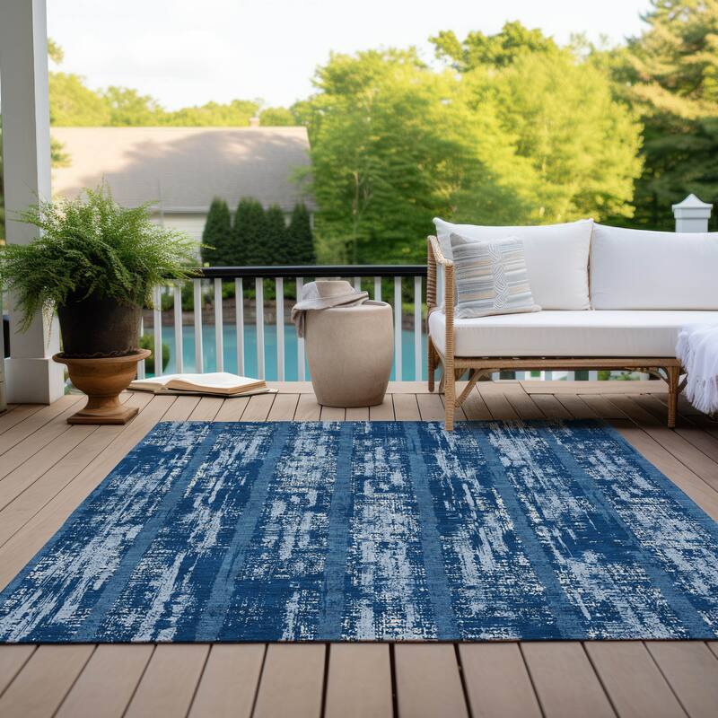 Machine Washable Indoor/ Outdoor Chantille Stripe Ombre Rug