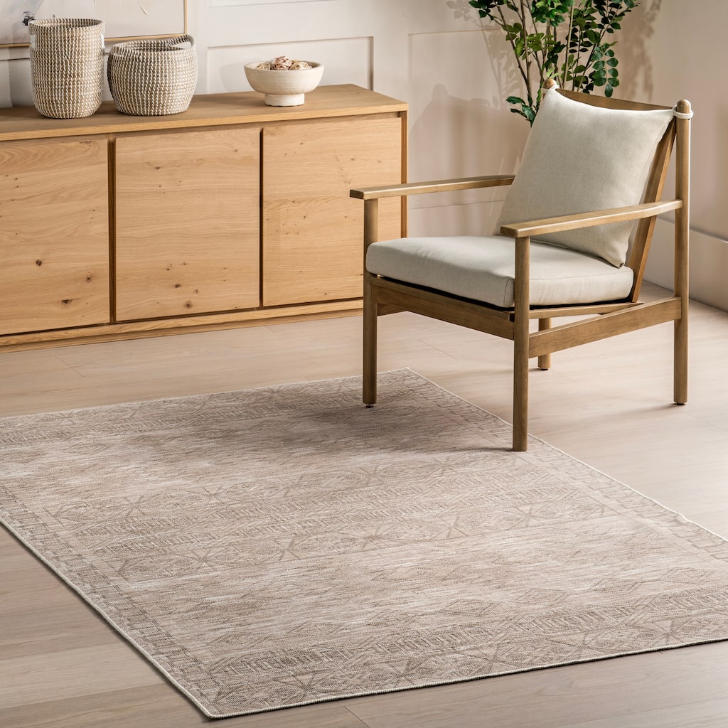 Nuloom Riya SpinClean Geometric Machine Washable Area Rug