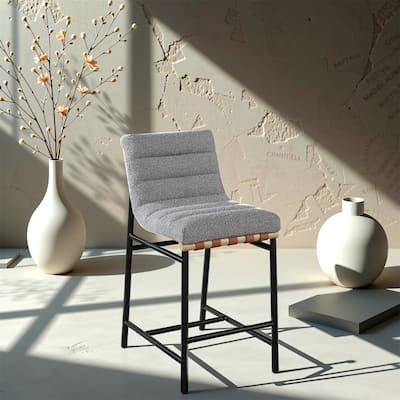 17.75" Gray Boucle Fabric Counter Height Chair in Grey