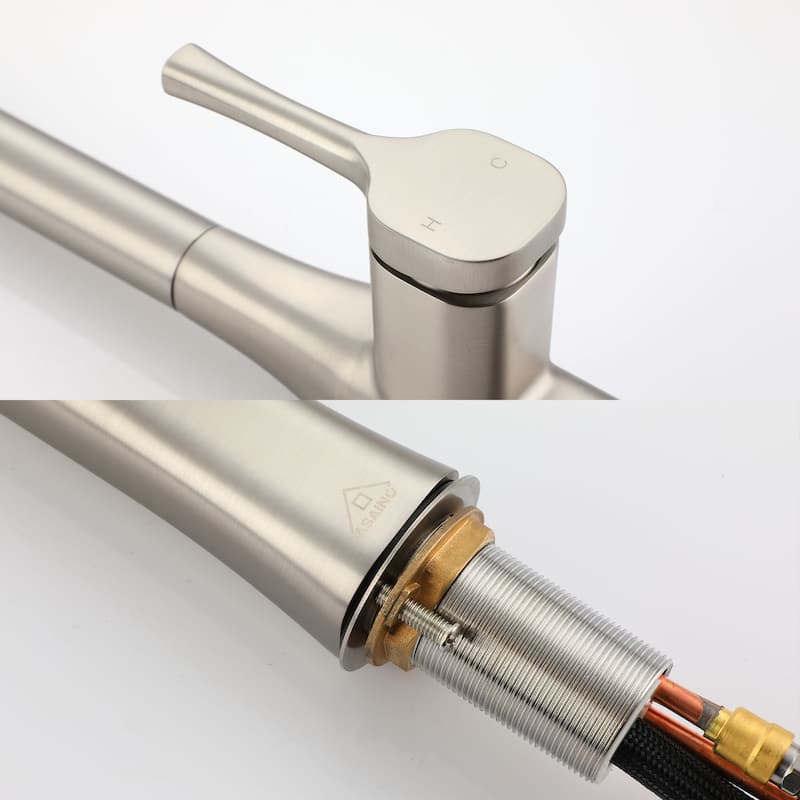 Single-Handle Pull-Out Sprayer Kitchen Faucet