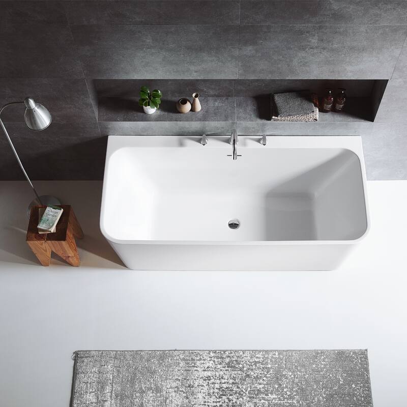 Vinnova Dashiel White Acrylic 67 in. Freestanding Soaking Bathtub - 67 inches - 67 inches