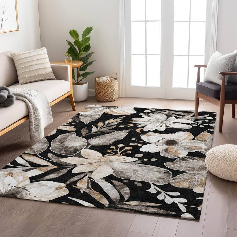Machine Washable Indoor/ Outdoor Floral Chantille Rug
