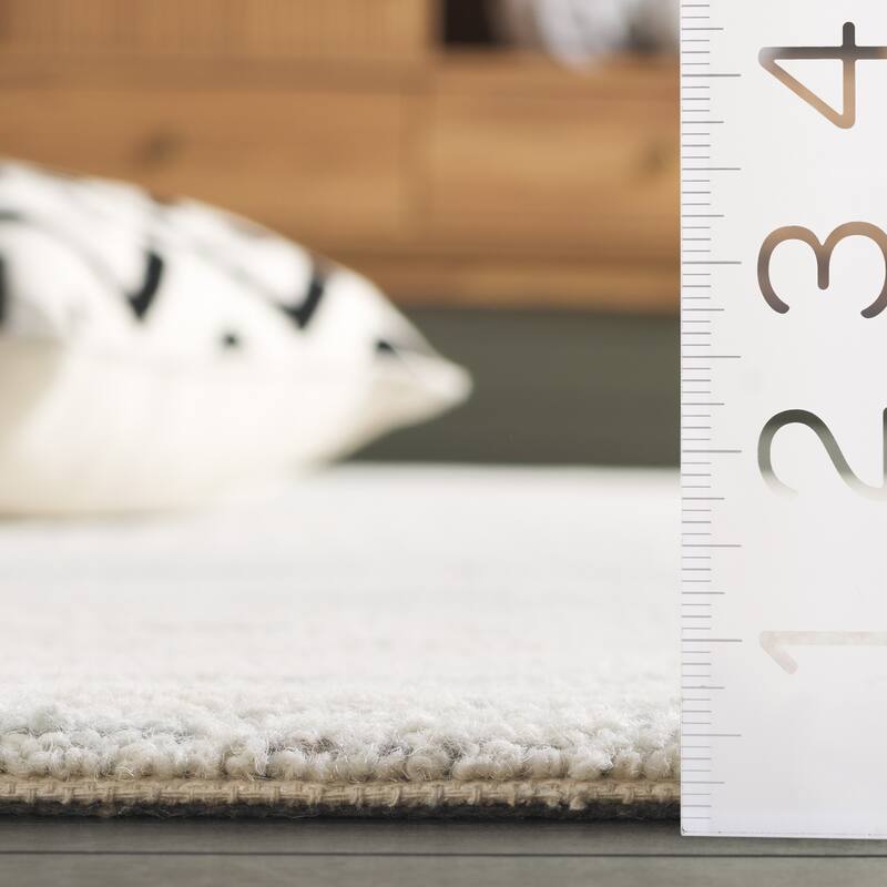 SAFAVIEH Handmade Pine Bine Modern Wool Rug