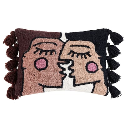 Bacio with Tassels Hook Pillow
