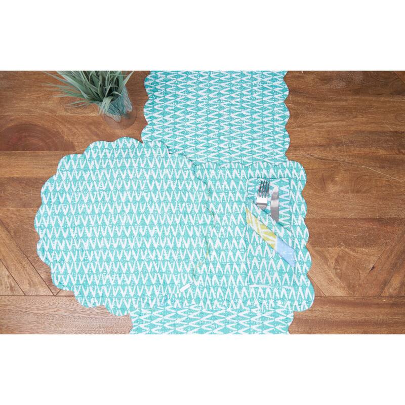 Surfside Sound Scalloped Placemats Set of 6 Nautical Design Beach, 13" x 19" - Multicolored