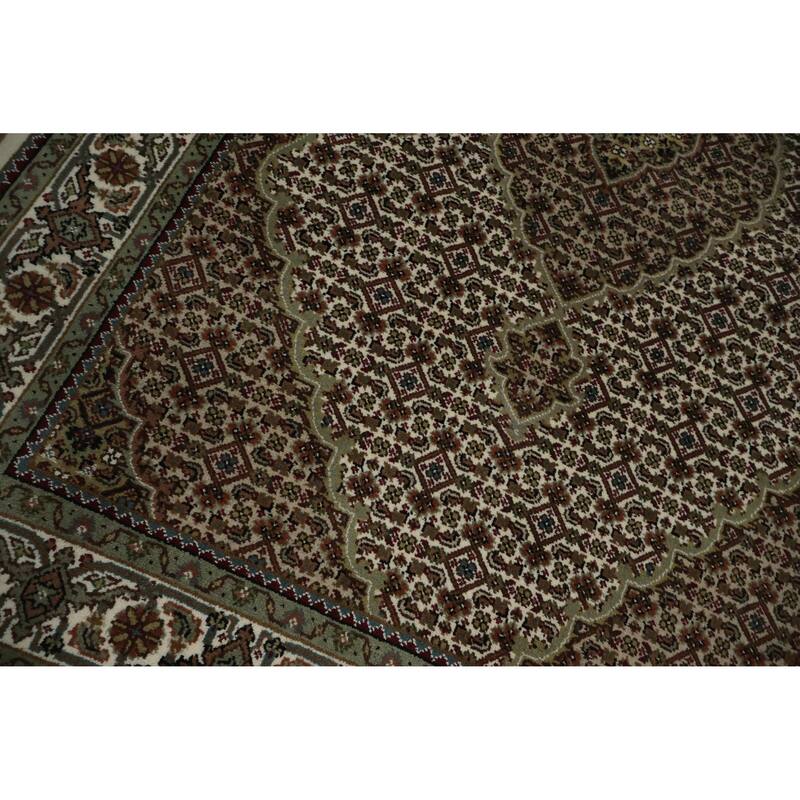 Hand Knotted Oriental 100% Wool Carpet Traditional Floral Beige & Ivories Tabriz-Mahi Area Rug - 6' 0'' X 3' 11''