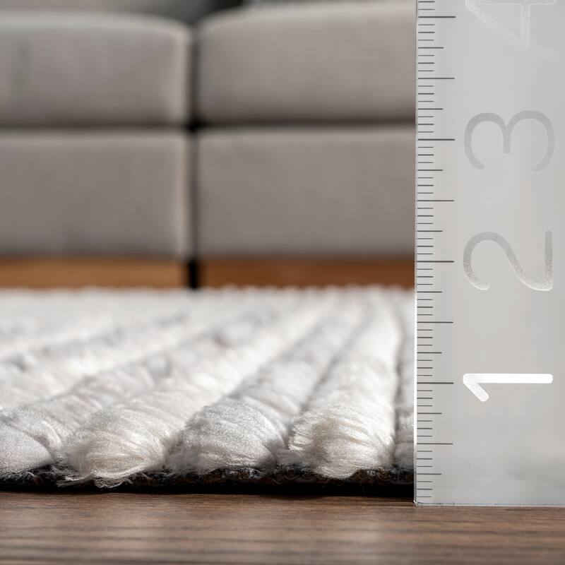 Nuloom Morgan Contemporary Shag Fringe Area Rug