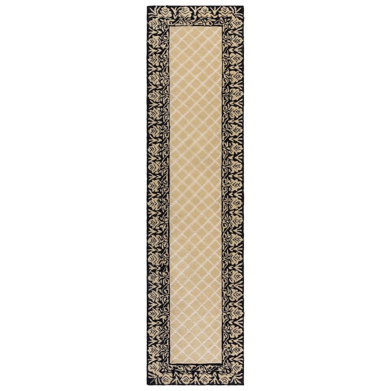 SAFAVIEH Handmade Total Performance Majbritt Oriental Trellis Rug - 2'3" x 9' Runner - Black
