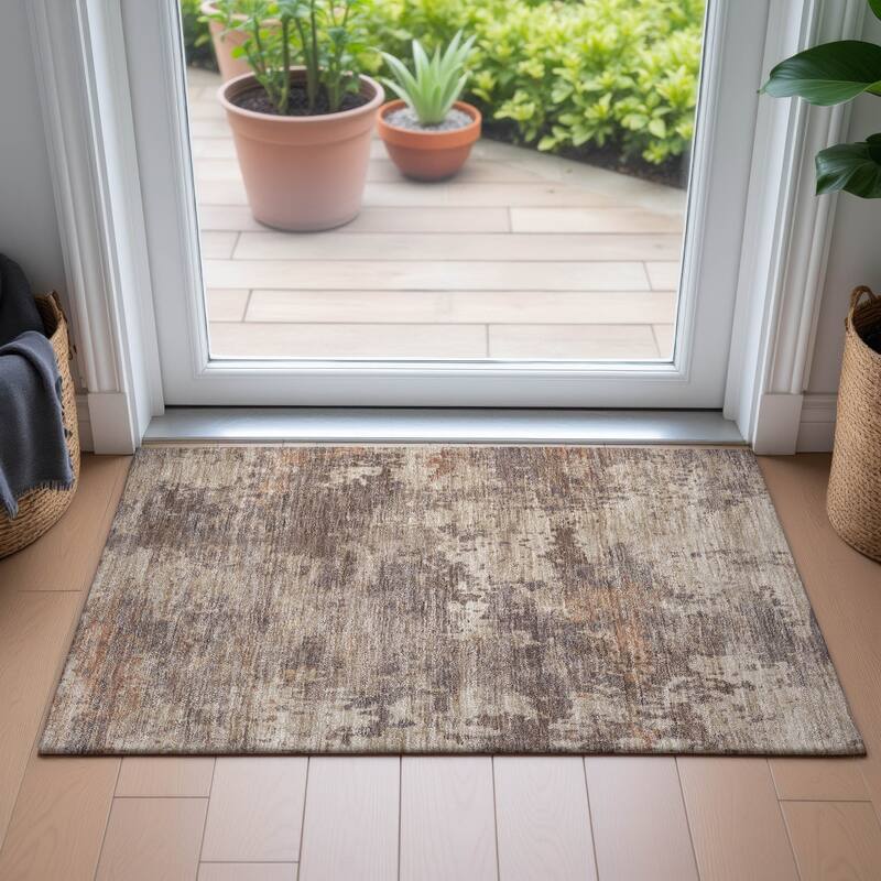 Machine Washable Indoor/Outdoor Modern Blend Chantille Rug
