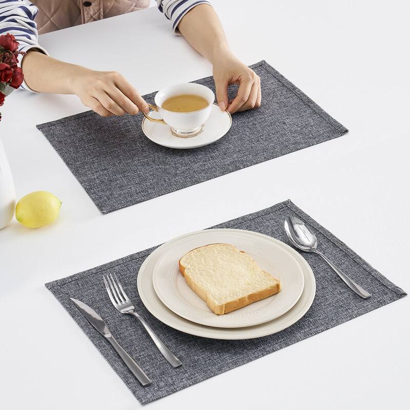 Linen Placemats Set of 4, Heat Resistant Dining Table Place Mats , Machine Washable