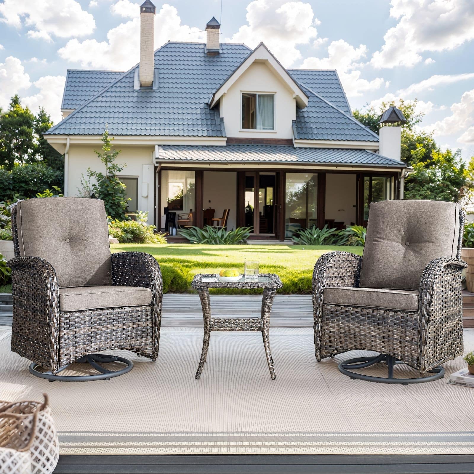 Option Brown Wicker / Grey Cushion