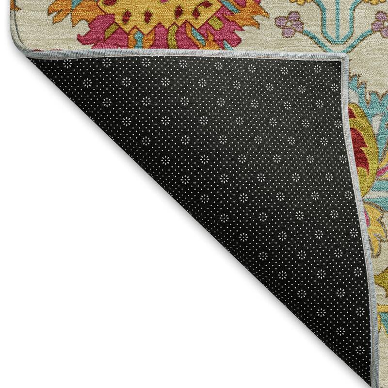 Machine Washable Indoor/ Outdoor Traditional Kashan Chantille Rug