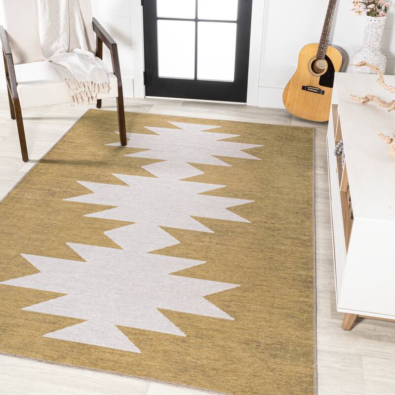 JONATHAN Y Adriel Solid Low-Pile Machine Washable Area Rug