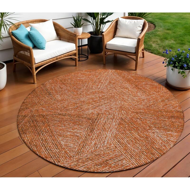 HomeRoots Abstract Transitional Rectangle Outdoor Rug - 8' Round