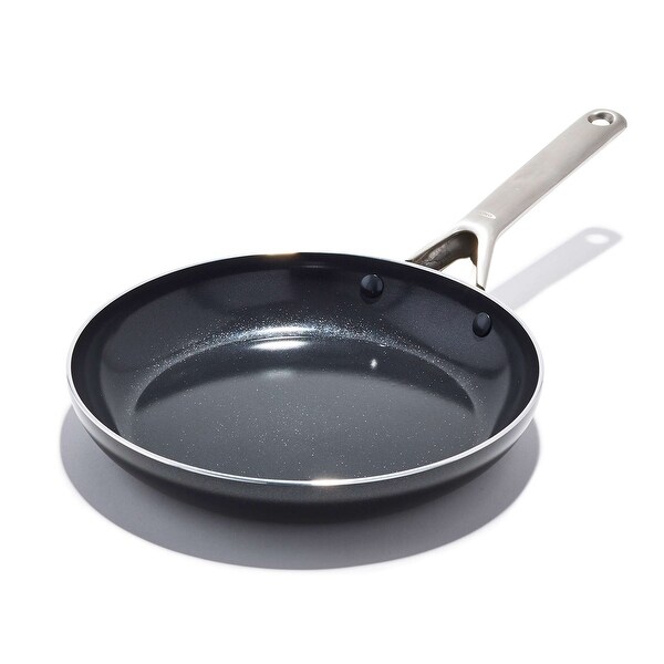 https://ak1.ostkcdn.com/images/products/is/images/direct/cbe75ed7f30f13d3c49cc8a9a6611e9bf7d8306a/OXO-Agility-Non-Stick-Fry-Pan.jpg