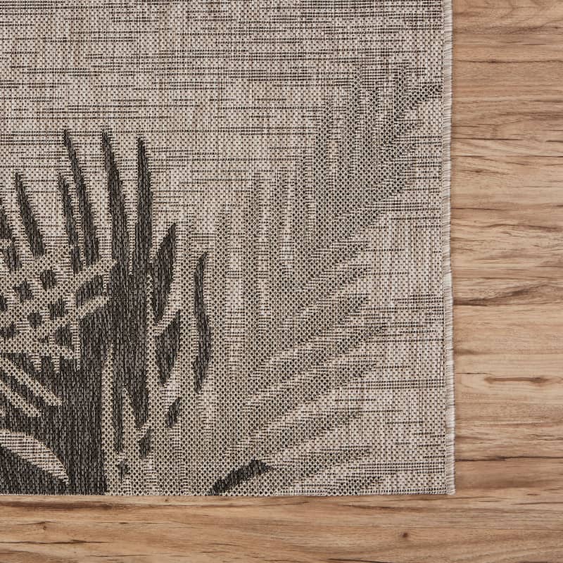Sevita Callie Coastal Palm Fronds Tropical Indoor/Outdoor Area Rug