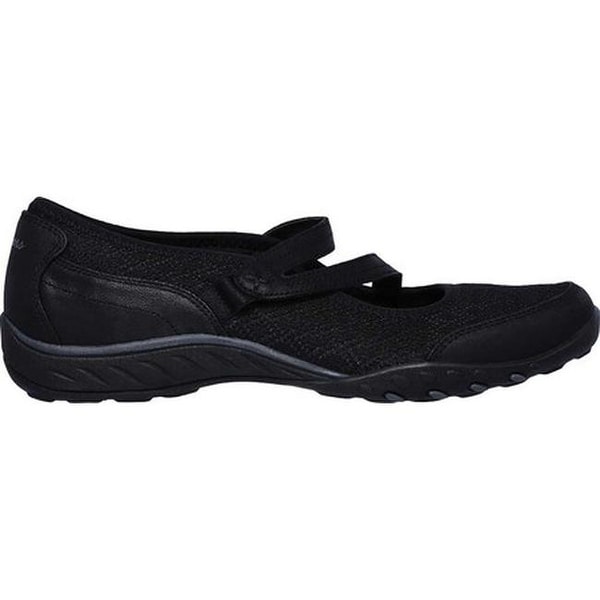 skechers breathe easy black