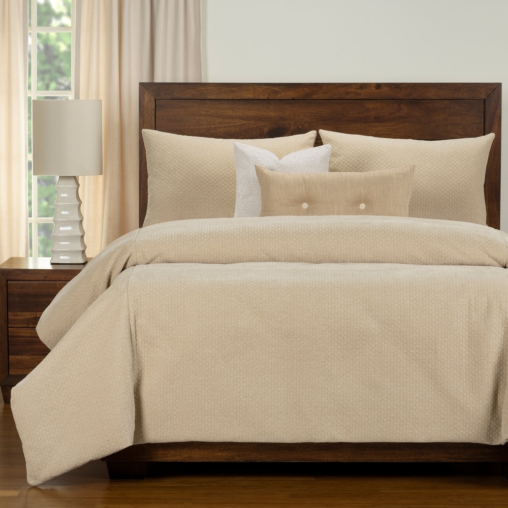 Dragon Matelassé Duvet Cover and Insert Set