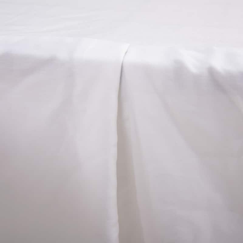 Rizzy Home Velvet Trim Crib Skirt - 26" x 51"