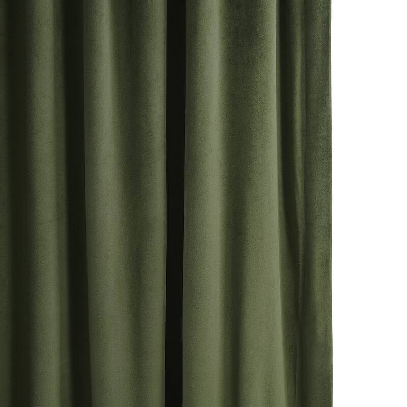 Exclusive Fabrics Signature Hunter Green Velvet 120-inch Blackout Curtain (1 Panel) - 50 x 120