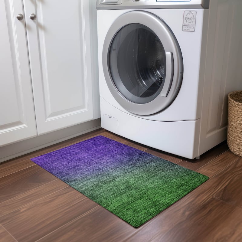 Machine Washable Indoor/ Outdoor Chantille Modern Ombre Rug - Green - 1'8" x 2'6"