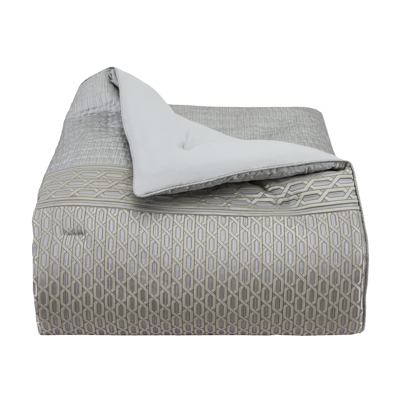 J. Queen New York Metropolitan Cloud Comforter Set