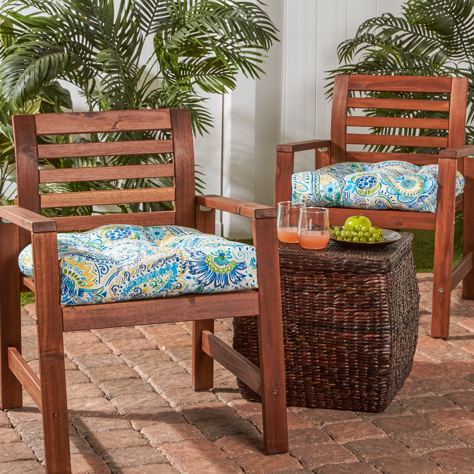 Painted Paisley 20-inch Patio Chair Cushion (Set of 2) On Sale