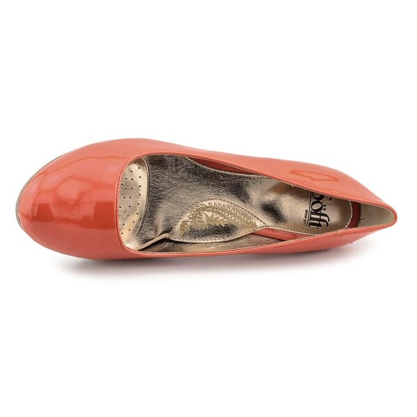 sofft patent leather heels