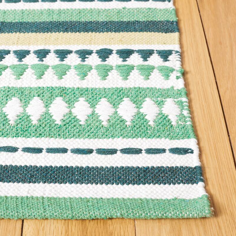 SAFAVIEH Handmade Montauk Nellwyn Cotton Rug