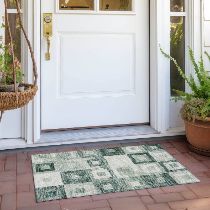 Machine Washable Indoor/ Outdoor Contemporary Blocks Chantille Rug