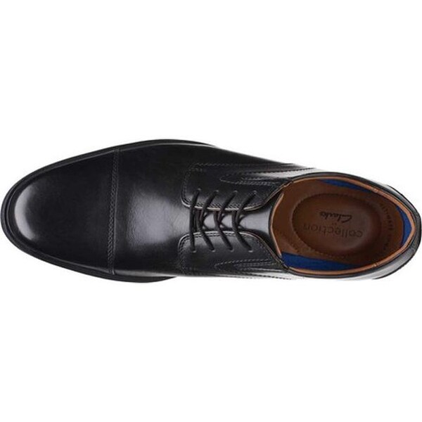 clarks cap toe