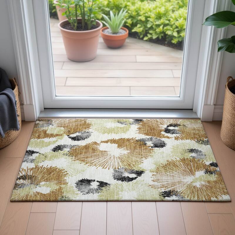 Machine Washable Indoor/Outdoor Modern Floral Chantille Rug