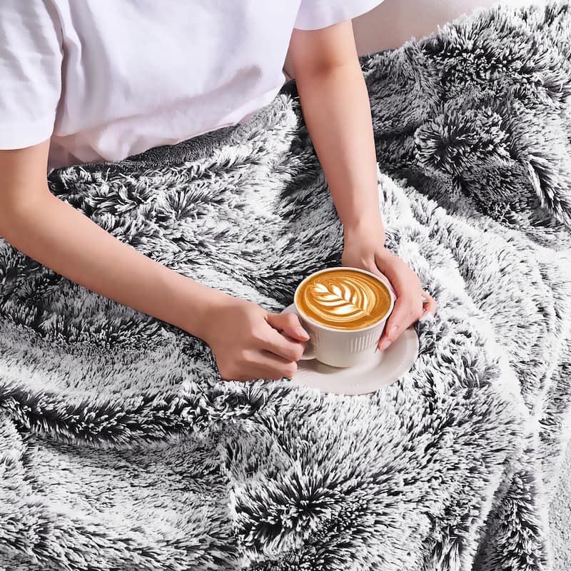 Woolly Mammoth 50''x60'' Throw Blanket