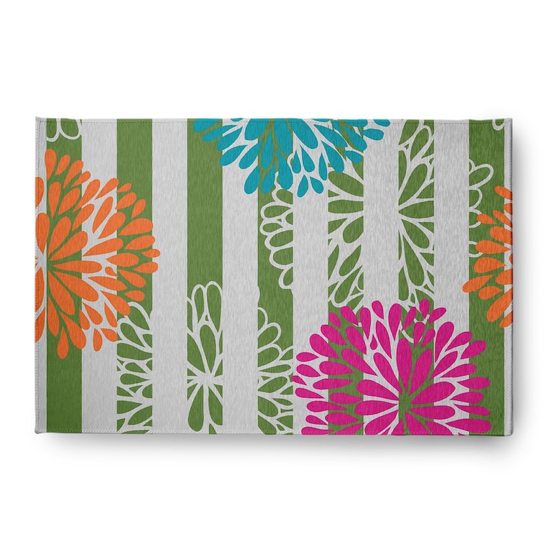 Flower Bursts Spring Chenille Indoor/Outdoor Rug - 4' x 6' - Green