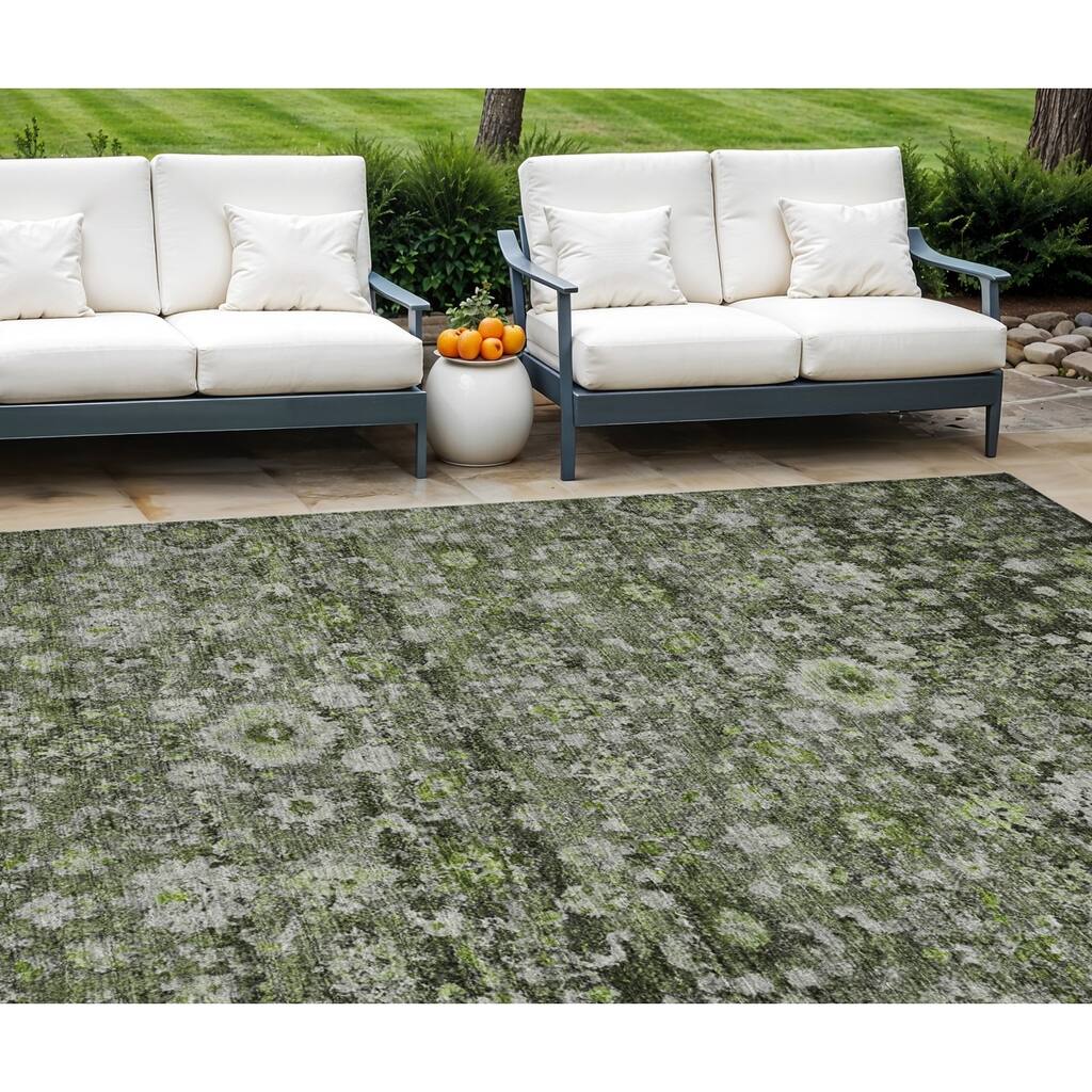 HomeRoots Oriental Traditional Rectangle Outdoor Rug