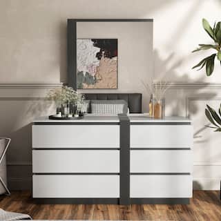 Conjira Contemporary White 2-piece 6-Drawer Wood Dresser and Mirror Set by Furniture of America