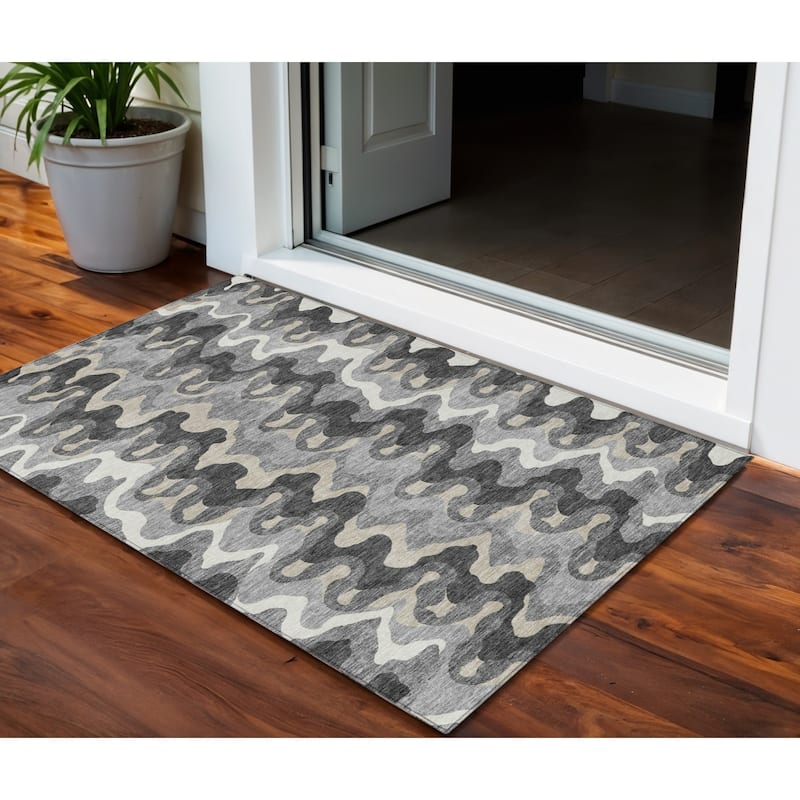 HomeRoots Abstract Transitional Rectangle Outdoor Rug - 3' x 5'