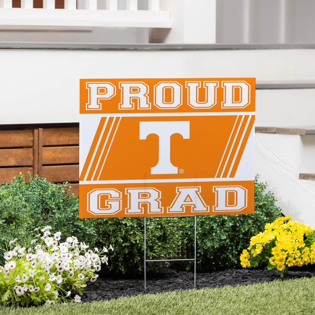 University of Tennessee 24" x 18" Graduation Coroplast Outdoor Yard Sign