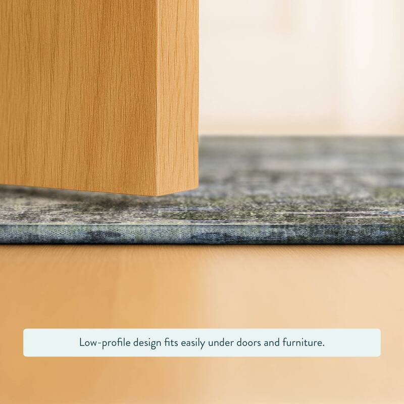 Machine Washable Indoor/ Outdoor Vintage Traditional Chantille Rug