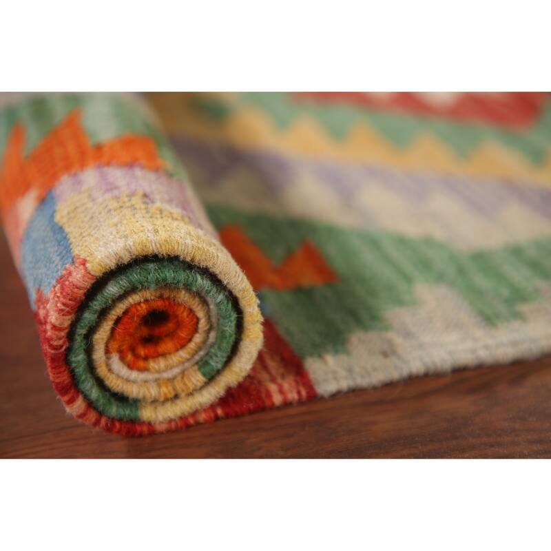 Reversible Kilim Accent Rug Flatweave Geometric Wool Carpet - 3'5"x 5'2"