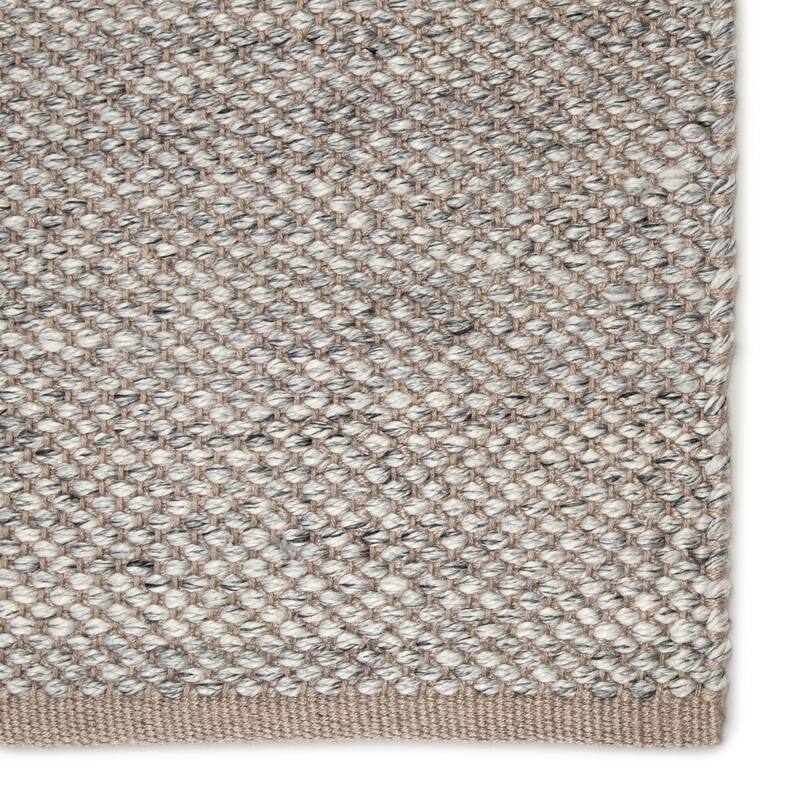 Kuisna Indoor/ Outdoor Solid PET Yarn Area Rug by Havenside Home