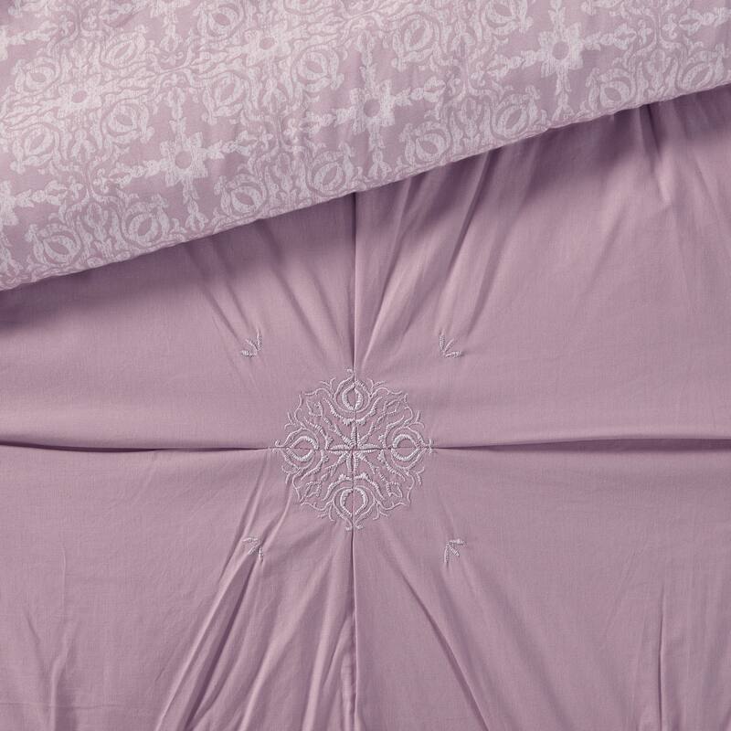 Madison Park Edna Embroidered Cotton Reversible Duvet Cover Set