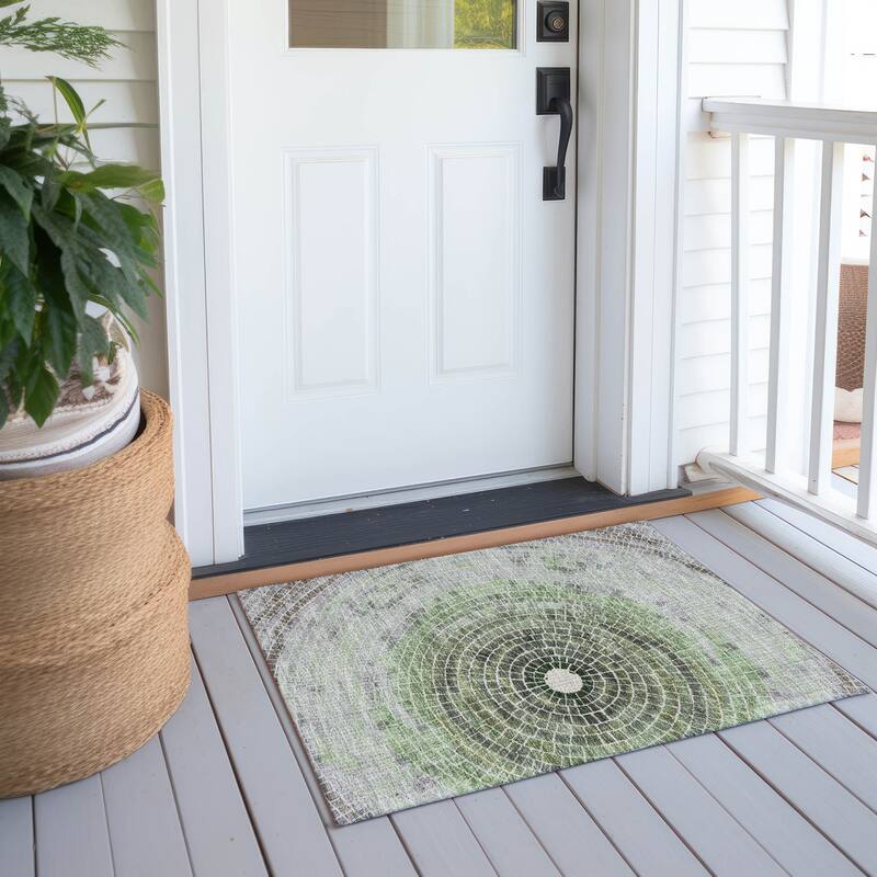 Machine Washable Indoor/ Outdoor Mosaic Rome Chantille Rug - Aloe - 1'8" x 2'6"