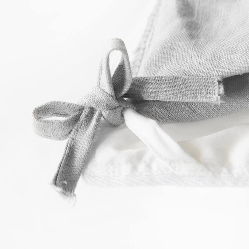 Luxury White Goose Down Comforter – 330TC Cotton Sateen, 700 Fill Power - 100% Cotton Shell