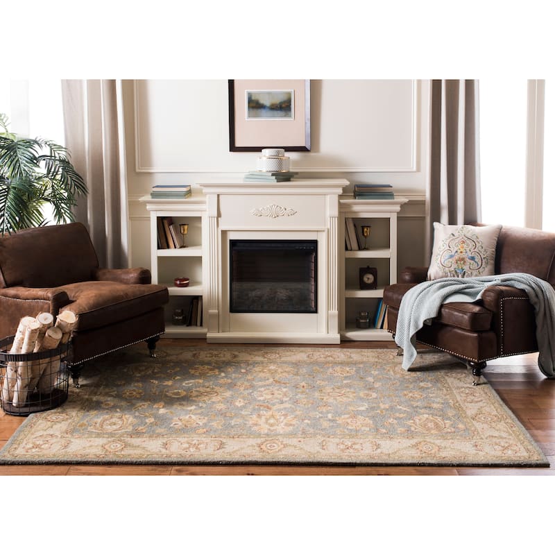 SAFAVIEH Handmade Antiquity Zelinda Traditional Oriental Wool Rug