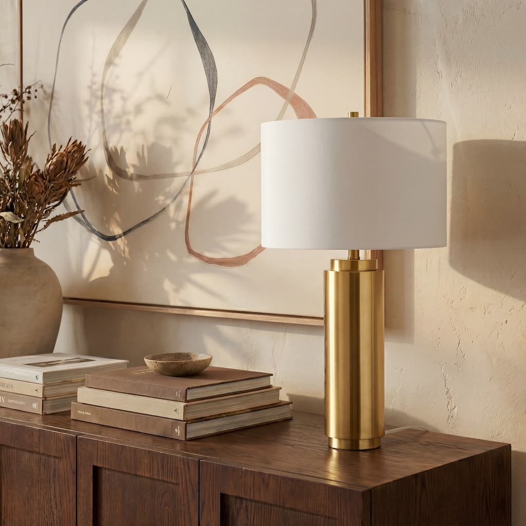 SAFAVIEH Couture Lighting Niculina 30-inch Metal Pillar Table Lamp - 15 In W x 15 In D x 30 In H - 15Wx15Dx30H