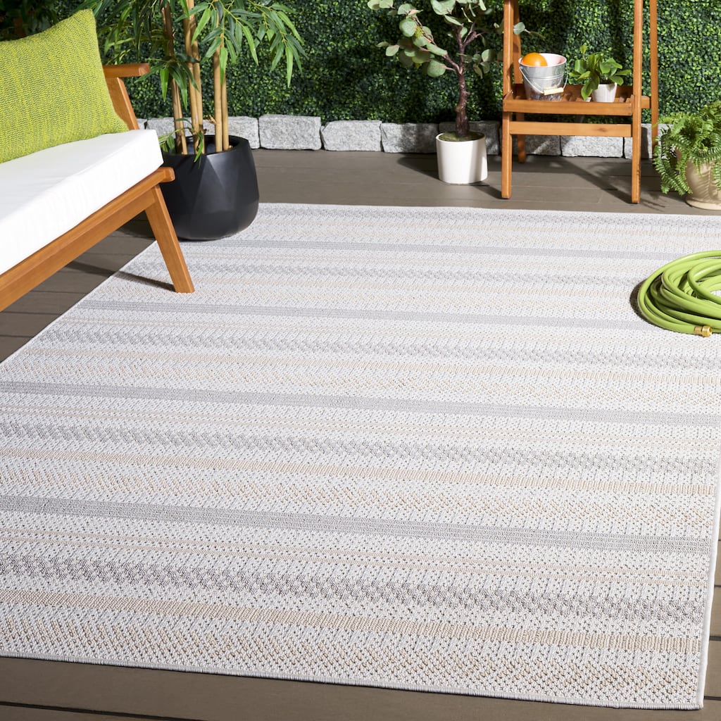 SAFAVIEH Veranda Fetije Washable Indoor/Outdoor Rug - Weather Resistant & Easy Cleaning
