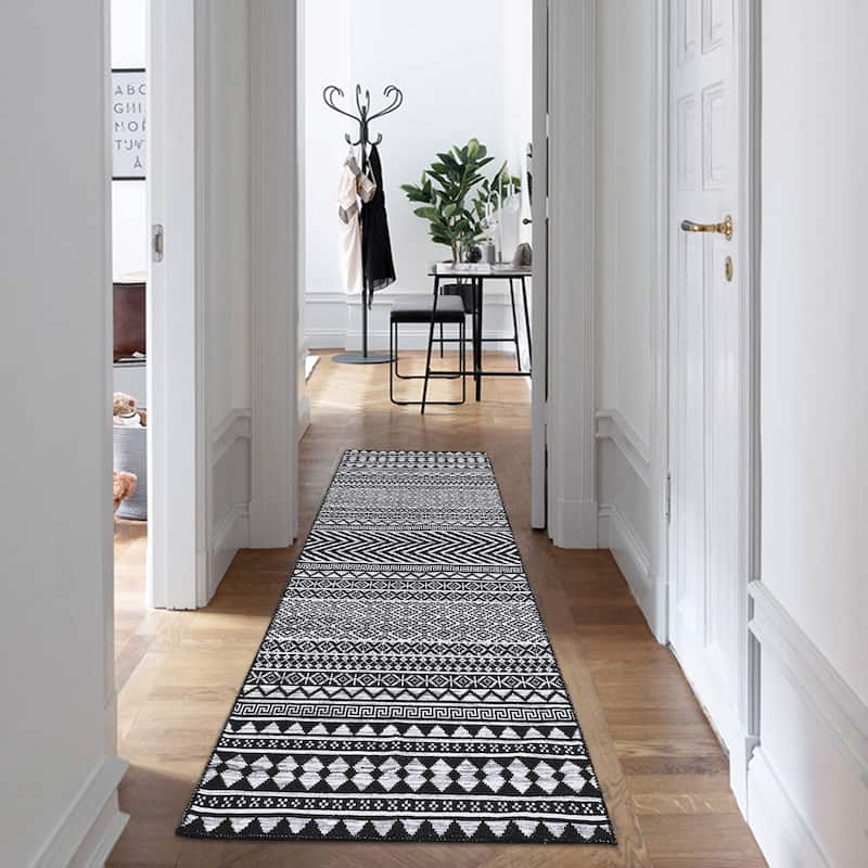 Garvee Moroccan Geometric Machine Washable Area Rug